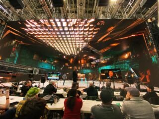 Learning from the masters at this weekend’s Virtual Production Workshop @filmversatile and @peacemaker_studios. What an incredible course and opportunity. Special thanks to @canadiancinematographer for running the course, @philiplanyon, @the_real_andy_brown and @marcobossow for the deep dive into shooting on volume stages. 

And thanks to:
@rawcameraco @wfw_intl @arri and @icg669. 

#vancouvercinematographer #vancouvercameraoperator